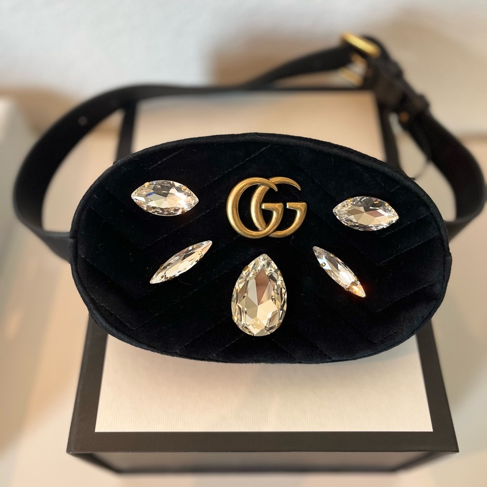 GUCCI GG MARMONT OVAL VELVET HANDBAG
